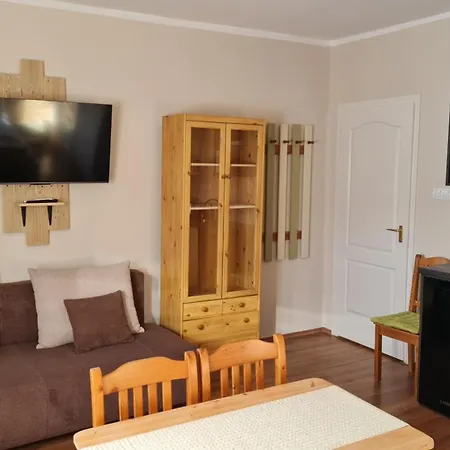 Bakonyi Kiscsillag Apartment