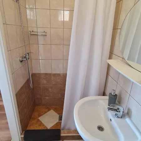 Bakonyi Kiscsillag Apartment *
