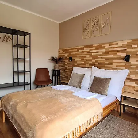 Bakonyi Kiscsillag Apartment *