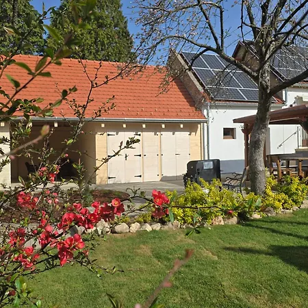 Bakonyi Kiscsillag Apartman